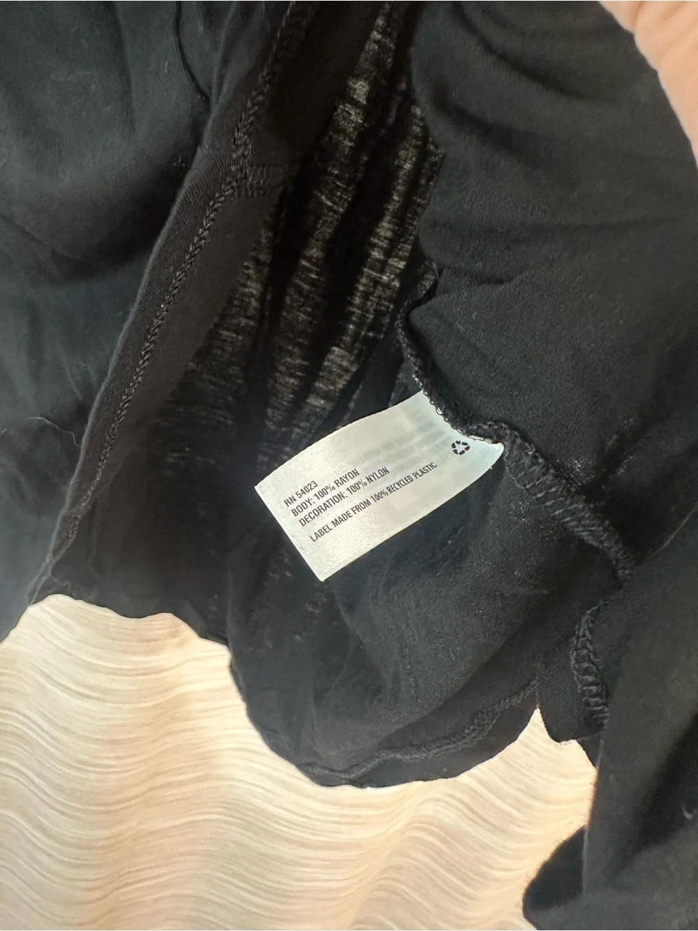 GAP Black Long-Sleeve Scoop Neck Tee Size XL - Picture 4 of 5